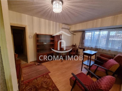 Vanzare apartament 2 camere, Ploiesti str Democratiei