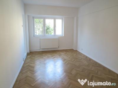 Apartament 4 camere amenajat - Zona Centrala