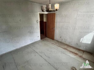 Apartament 3 camere DE RENOVAT | 62mp utili | 3 min de METROU