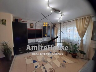 Apartament 3 camere, etaj 2 din 3, parcare, Floresti zona str Eroilor