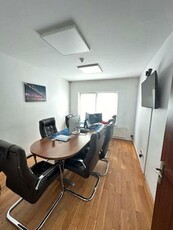 Apartament 3 camere ideal pentru sediu firma zona Tautiului, Floresti