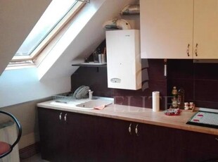 Apartament 3 camere in zona EDGAR QUINET