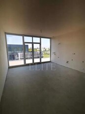 Apartament 3 camere in zona IULIUS MALL