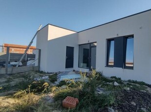 Duplex 4 camere, Sacalaz - Arhitectura moderna, Semineu si Pompa de Caldura