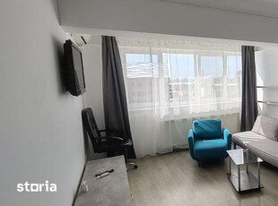 Vilă cu 5 dormitoare, 4 băi, 2 248mp teren, piscină. Preț: 229 000 Eur