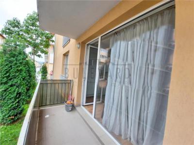 Apartament 2 camere + parcare, zona Porii!