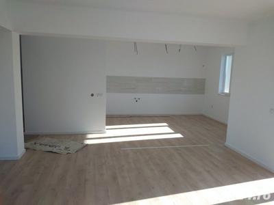 Casa, Timisoara, str. Lorena, 2 corpuri P+M, teren 760mp, com=0%