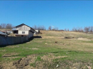 Loc de casa sat Maciseni - teren liber de constructii