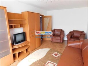 Apartament 2 camere decomandat bloc 1981 Titan