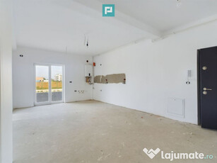 Apartament cu 3 camere și grădină proprie în zona Tor...