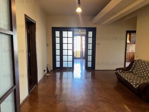 Apartament 5 camere in vila Piata Alba Iulia- adiacent.