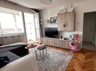 Apartament cu 2 camere etaj 9, in Timisoara, zona Olimpia Stadion.