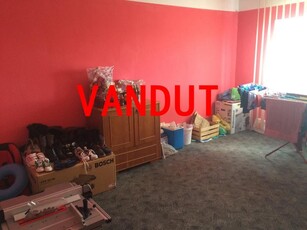 Apartament Cu 3 Camere De Vanzare - 33000 eur - Ampoi, Alba Iulia