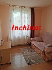 De inchiriat Garsoniera situata in zona Cetate. Pret inchiriere: 180 Euro/luna.