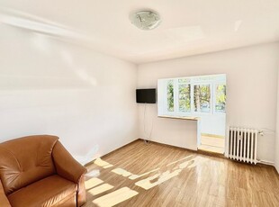 Vanzare Apartament 4 camere decomandat - Aviatiei , Bucuresti