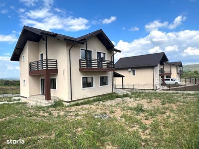 CANALIZARE!ASFALT!500 mp teren!Incalz pard!Vila 4 camere,Bucium-Visan