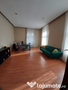 Apartament cu 4 camere in Piata Unirii