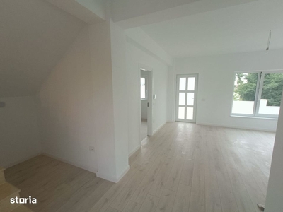 Apartament de 3 camere Proiec Nou