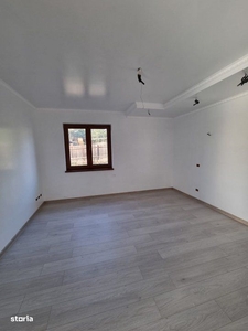 Apartament finisat cu 3 camere de vanzare in Gheorgheni