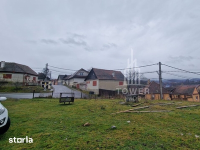 Teren intravilan cu panoramă deosebită Arpașu de Sus