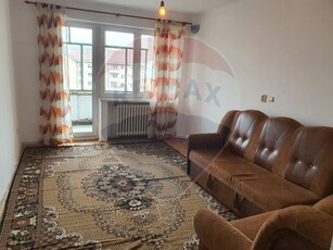 Apartament 2 camere vanzare in bloc de apartamente Sibiu, Medias, Central