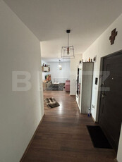 Apartament cu 3 camere