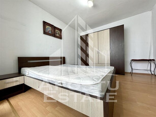 Apartament decomandat cu 3 camere