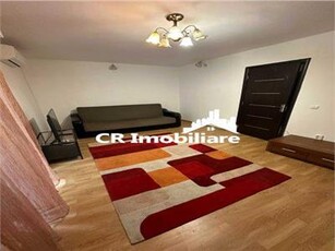 Vanzare apartament 2 camere Teiul Doamnei