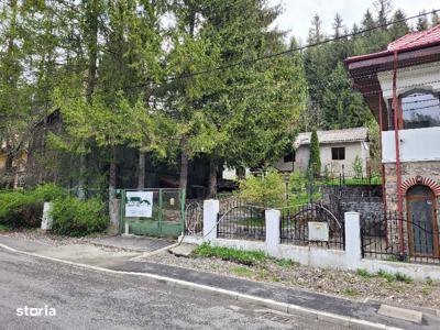 Casa si anexa de vanzare in Sinaia