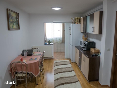 Apartament 2 camere, situata in Bradet zona Kiddy Land