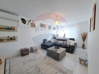 Apartament 3 camere vanzare in bloc de apartamente Bucuresti, Vitan