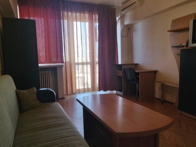 Inchiriere apartament 3 camere Piata Romana, Magheru, mobilat complet