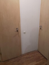 Apartament 2 camere de vanzare zona Costin Georgian