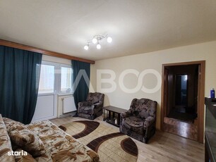 Apartament semidecomandat 3 camere etaj intermediar de vanzare