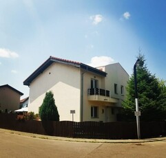 Vila 3 camere, zona Pipera - OMV