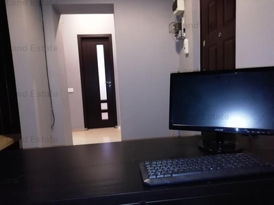 Apartament 4 camere de vanzare UNIVERSITATE - Bucuresti