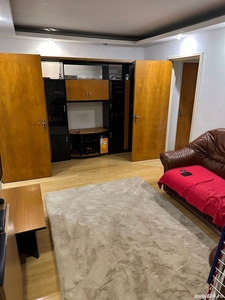 Închiriez apartament 2 camere