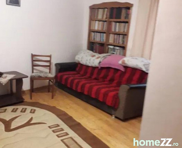 Apartament 2 camere decomandat - zona Centrul Istoric.