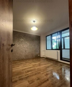 Apartament 3 camere de vanzare Salaj