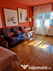 Apartament, 3 camere decomandate, RMB, Bacau.