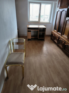 Apartament 4 camere, 2 bai - zona Aurel Vlaicu