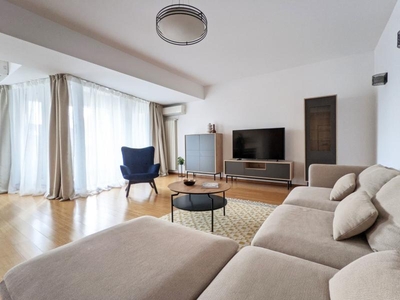 APARTAMENT 4 CAMERE