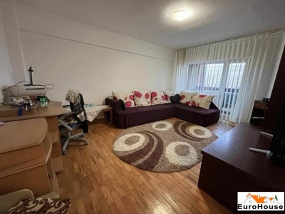 Apartament cu 3 camere de vanzare in Alba Iulia