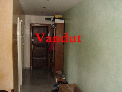 Apartament Cu 3 Camere De vanzare - 55000 eur - Centru, Alba Iulia