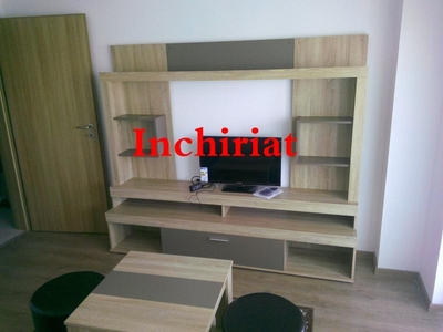 Apartament De Inchiriat - 250 eur - Cetate, Alba Iulia