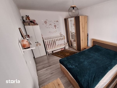 Apartament 3 camere, decomandat ,4/7, anvelopat, situat in Sebastia