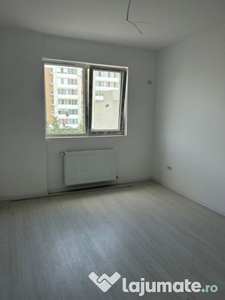 Apartament in zona metroului