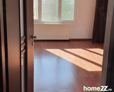 Vanzare Apartament 3 camere Virtutii-Militari