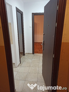 Apartament 1 camera Spitalul Judetean etaj 1