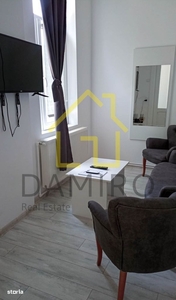 Vand apartament cu 3 camere